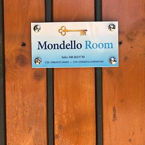 Mondello Room Veg